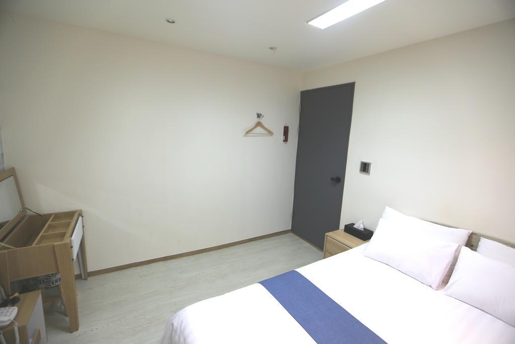 Must Stay Hotel Myeongdong Seul Exterior foto