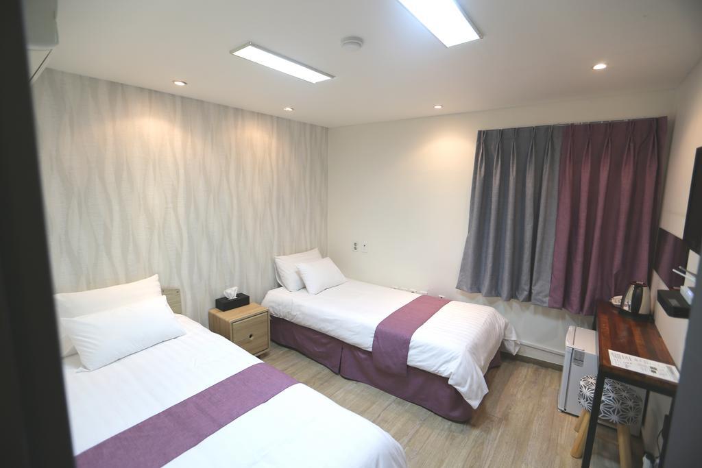 Must Stay Hotel Myeongdong Seul Exterior foto